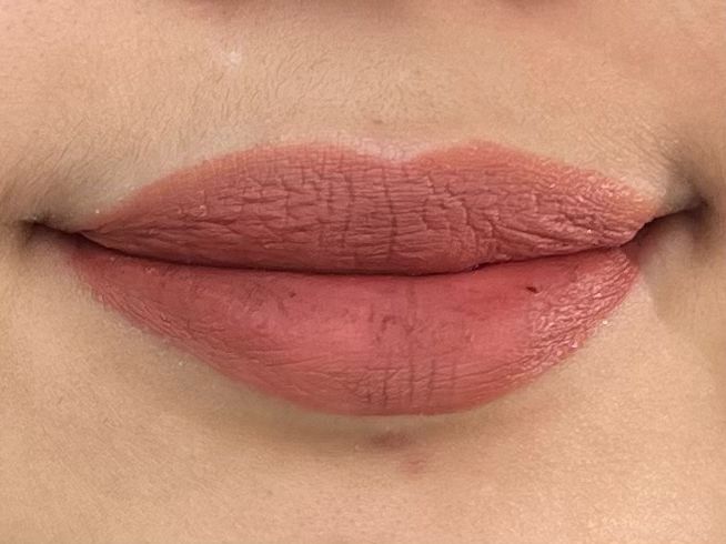 Lip matte