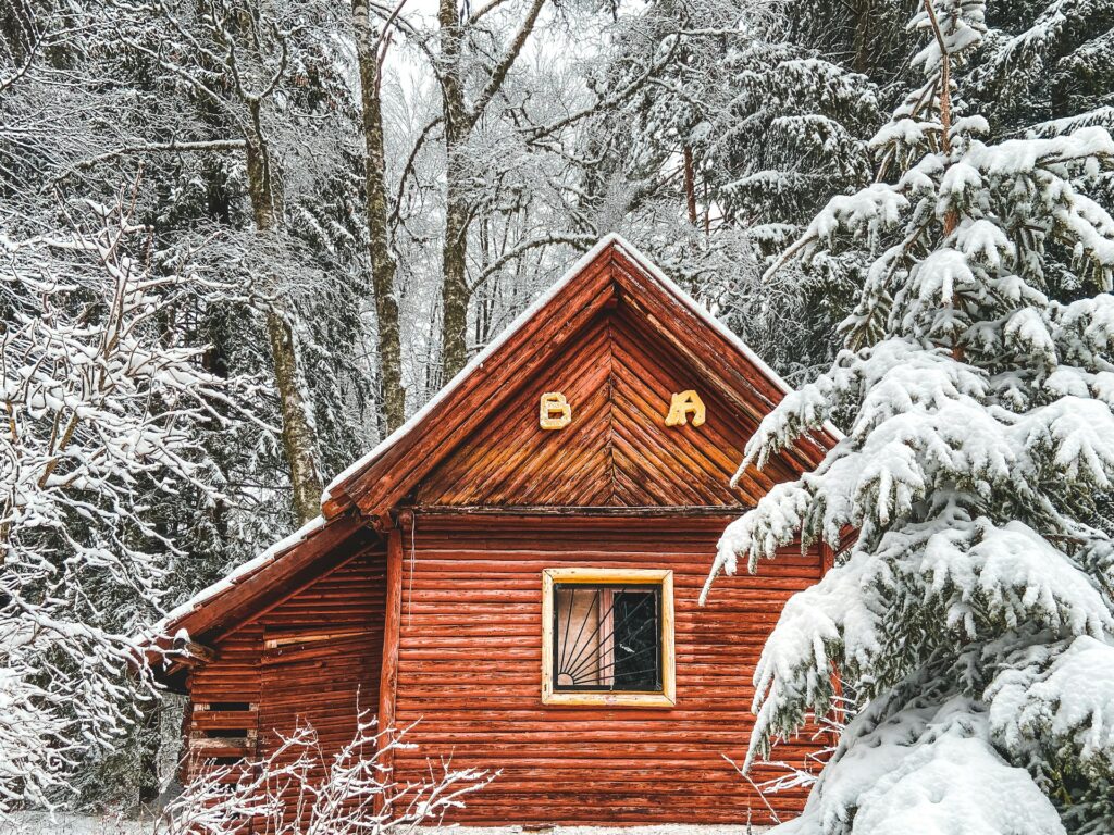 menghangatkan rumah di musim dingin