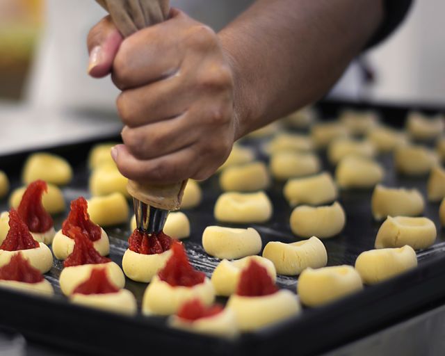 bisnis kue Lebaran